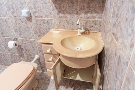 Casa à venda com 260m², 4 quartos e 3 vagasLavabo