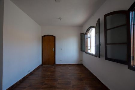 Casa à venda com 125m², 3 quartos e 3 vagasSala