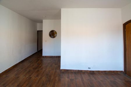 SALA de casa para alugar com 3 quartos, 125m² em Ferreira, São Paulo