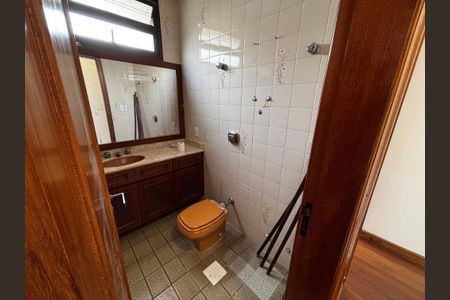 Apartamento para alugar com 260m², 3 quartos e 2 vagasBanheiro Social