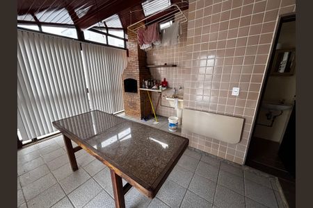 Apartamento para alugar com 260m², 3 quartos e 2 vagasÁrea de Serviço