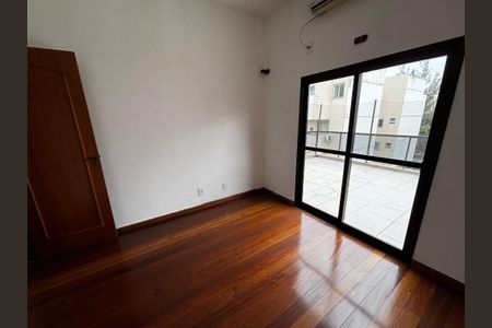 Apartamento para alugar com 260m², 3 quartos e 2 vagasQuarto 2