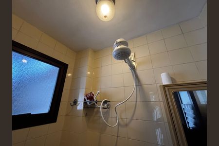 Apartamento para alugar com 260m², 3 quartos e 2 vagasBanheiro de serviço