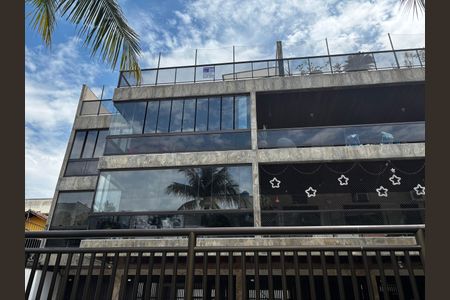 Apartamento para alugar com 260m², 3 quartos e 2 vagasPlaquinha