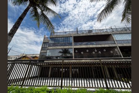 Apartamento para alugar com 260m², 3 quartos e 2 vagasFachada