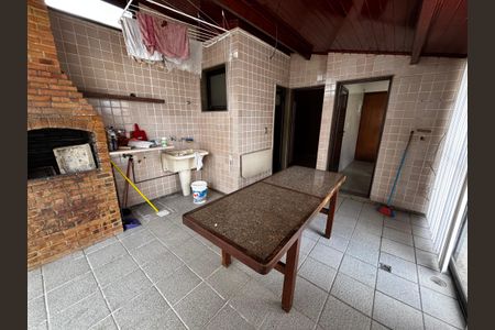 Apartamento para alugar com 260m², 3 quartos e 2 vagasÁrea de Serviço