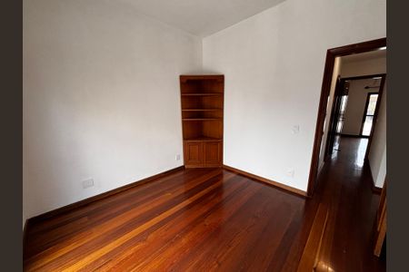 Apartamento para alugar com 260m², 3 quartos e 2 vagasQuarto 2