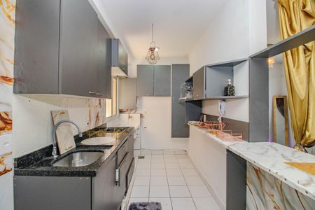 Apartamento para alugar com 140m², 2 quartos e 1 vaga Apartamento para alugar com 140m², 2 quartos e 1 vagaCozinha e Área de Serviço