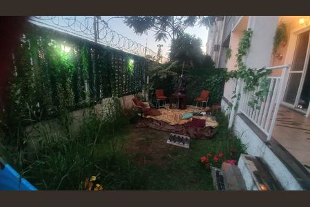 Apartamento à venda com 140m², 2 quartos e 1 vaga Apartamento à venda com 140m², 2 quartos e 1 vagaJardim Privado