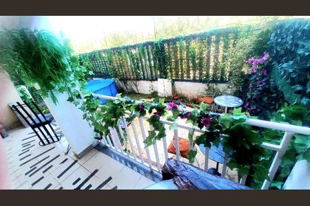 Apartamento à venda com 140m², 2 quartos e 1 vaga Apartamento à venda com 140m², 2 quartos e 1 vagaJardim Privado