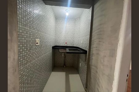 Cozinha de apartamento à venda com 1 quarto, 37m² em Liberdade, São Paulo