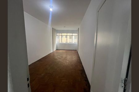 Sala/Quarto de apartamento à venda com 1 quarto, 37m² em Liberdade, São Paulo
