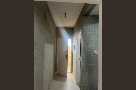 Corredor de apartamento à venda com 1 quarto, 37m² em Liberdade, São Paulo