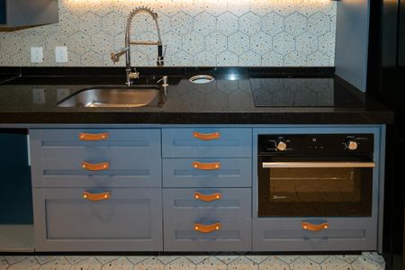 Apartamento à venda com 103m², 2 quartos e sem vaga Apartamento à venda com 103m², 2 quartos e sem vagaCozinha / Área de Serviço