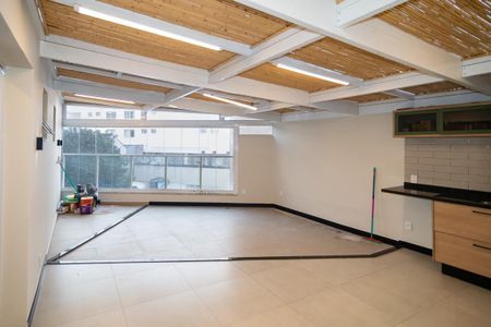 Apartamento à venda com 103m², 2 quartos e sem vaga Apartamento à venda com 103m², 2 quartos e sem vagaVaranda / Churrasqueira