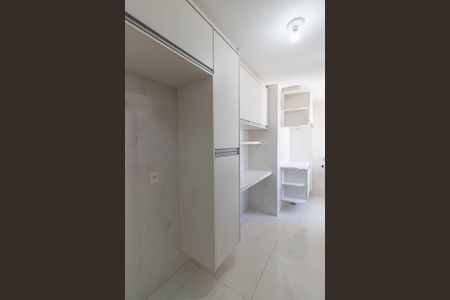 Apartamento à venda com 95m², 3 quartos e 2 vagasCOZINHA