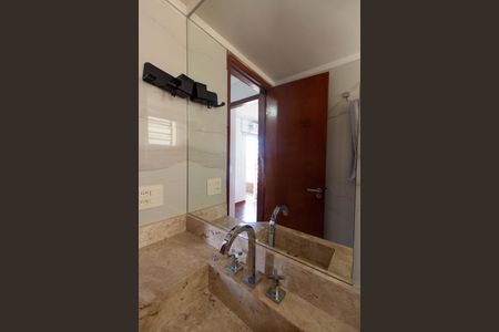 Apartamento à venda com 95m², 3 quartos e 2 vagasBANHEIRO SOCIAL