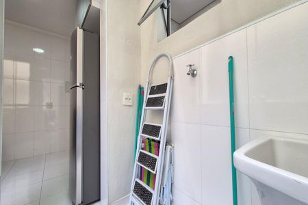 Apartamento à venda com 60m², 2 quartos e 1 vagaÁrea de Serviço