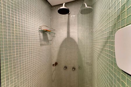 Apartamento à venda com 80m², 2 quartos e sem vaga Apartamento à venda com 80m², 2 quartos e sem vagaBanheiro social
