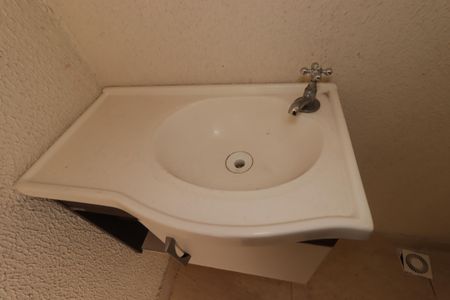 Apartamento para alugar com 82m², 2 quartos e 1 vagaLavabo - Pia