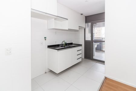 Apartamento à venda com 107m², 2 quartos e 2 vagasCozinha