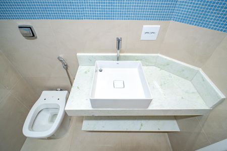 Apartamento para alugar com 64m², 2 quartos e sem vaga Apartamento para alugar com 64m², 2 quartos e sem vagaBanheiro
