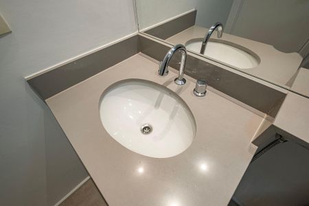 Studio para alugar com 34m², 1 quarto e 1 vaga Studio para alugar com 34m², 1 quarto e 1 vagaBanheiro social