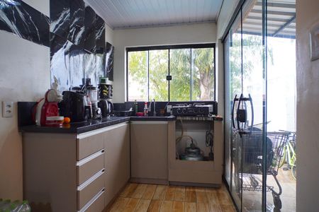 Casa à venda com 80m², 3 quartos e 1 vaga Casa à venda com 80m², 3 quartos e 1 vagaCozinha