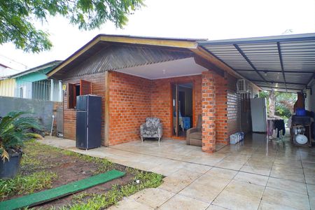 Casa à venda com 80m², 3 quartos e 1 vaga Casa à venda com 80m², 3 quartos e 1 vagaPátio