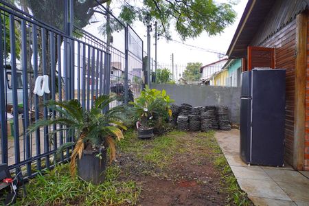 Casa à venda com 80m², 3 quartos e 1 vaga Casa à venda com 80m², 3 quartos e 1 vagaPátio