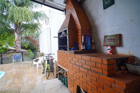 Casa à venda com 80m², 3 quartos e 1 vaga Casa à venda com 80m², 3 quartos e 1 vagaGaragem
