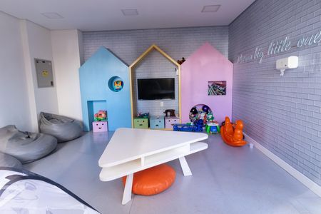 Apartamento para alugar com 36m², 1 quarto e sem vaga Apartamento para alugar com 36m², 1 quarto e sem vagaÁrea comum - Brinquedoteca