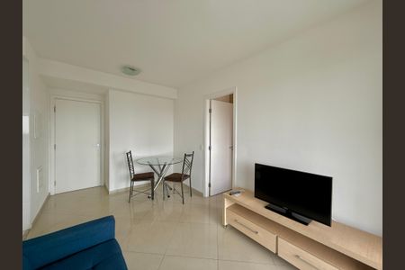 Apartamento para alugar com 38m², 1 quarto e 1 vaga Apartamento para alugar com 38m², 1 quarto e 1 vagaSala