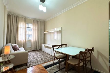 Sala de apartamento para alugar com 1 quarto, 50m² em Copacabana, Rio de Janeiro