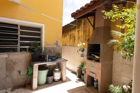 Casa à venda com 193m², 3 quartos e 2 vagasQuintal / Churrasqueira