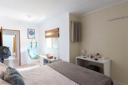 Casa à venda com 193m², 3 quartos e 2 vagasSuíte