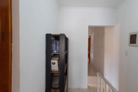 Casa à venda com 193m², 3 quartos e 2 vagasHall