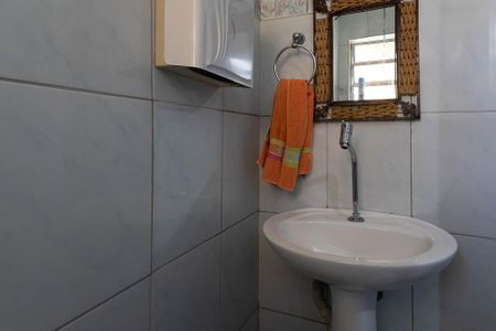 Casa à venda com 193m², 3 quartos e 2 vagasBanheiro de Serviço