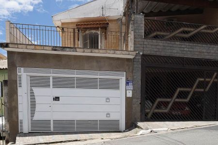 Casa à venda com 193m², 3 quartos e 2 vagasFachada 