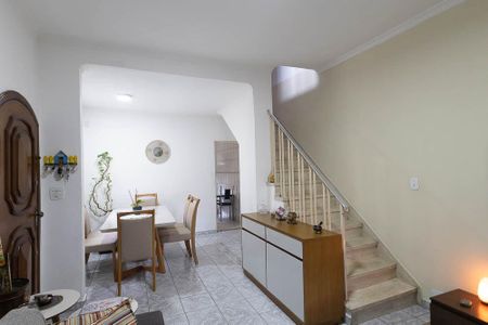 Casa à venda com 193m², 3 quartos e 2 vagasSala