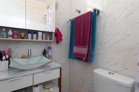 Casa à venda com 193m², 3 quartos e 2 vagasBanheiro da Suíte