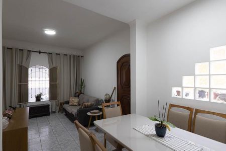 Casa à venda com 193m², 3 quartos e 2 vagasSala de Jantar