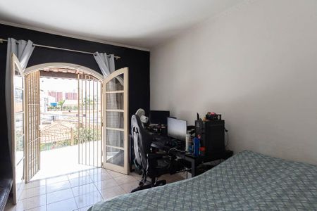 Casa à venda com 193m², 3 quartos e 2 vagasQuarto 1