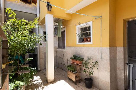 Casa à venda com 193m², 3 quartos e 2 vagasQuintal