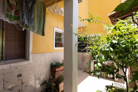 Casa à venda com 193m², 3 quartos e 2 vagasQuintal