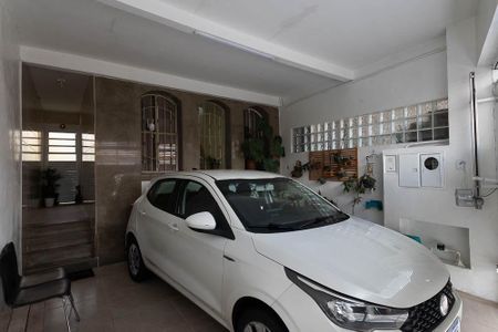 Casa à venda com 193m², 3 quartos e 2 vagasGaragem