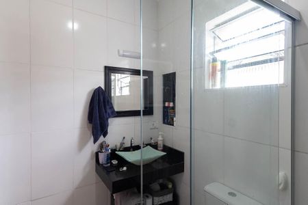 Casa à venda com 193m², 3 quartos e 2 vagasBanheiro 2