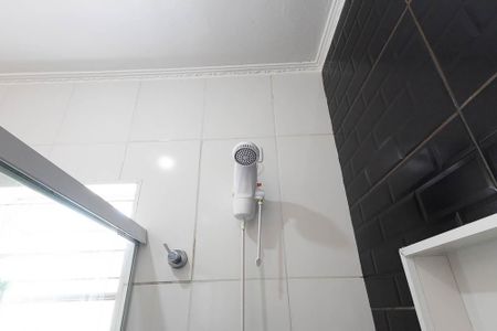Casa à venda com 193m², 3 quartos e 2 vagasBanheiro 2