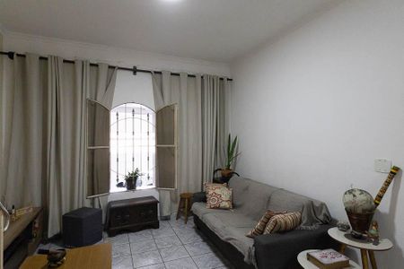 Casa à venda com 193m², 3 quartos e 2 vagasSala