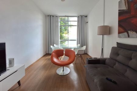 Sala de apartamento para alugar com 1 quarto, 51m² em Icaraí, Niterói